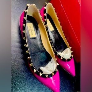 Valentino Garavani size 8.5